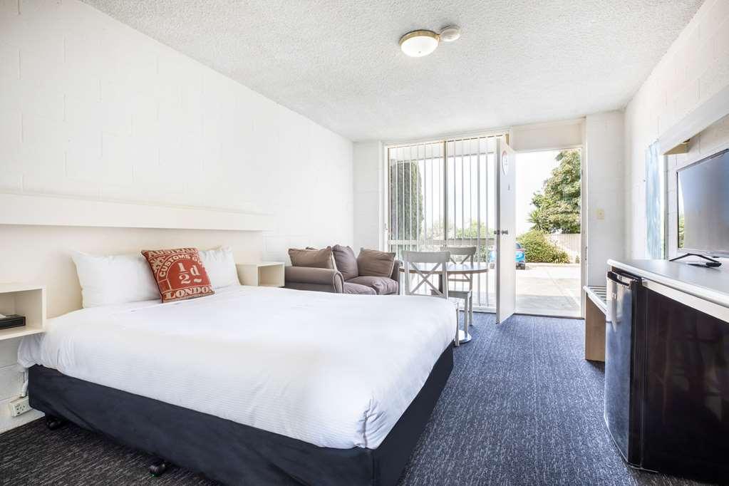 The Mulgrave Motel Room photo